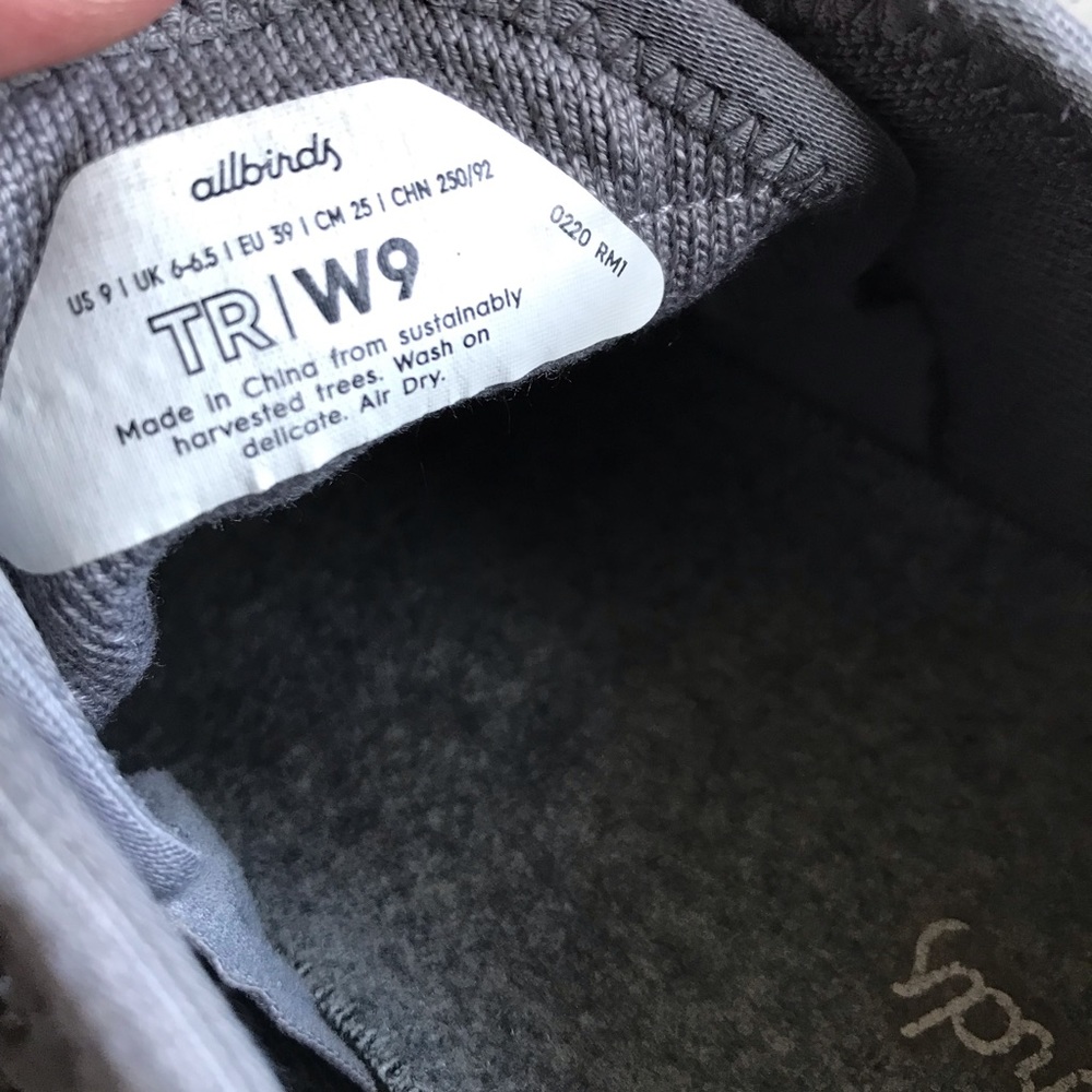 ALLBIRDS Tree Runners - Picture 6 of 10